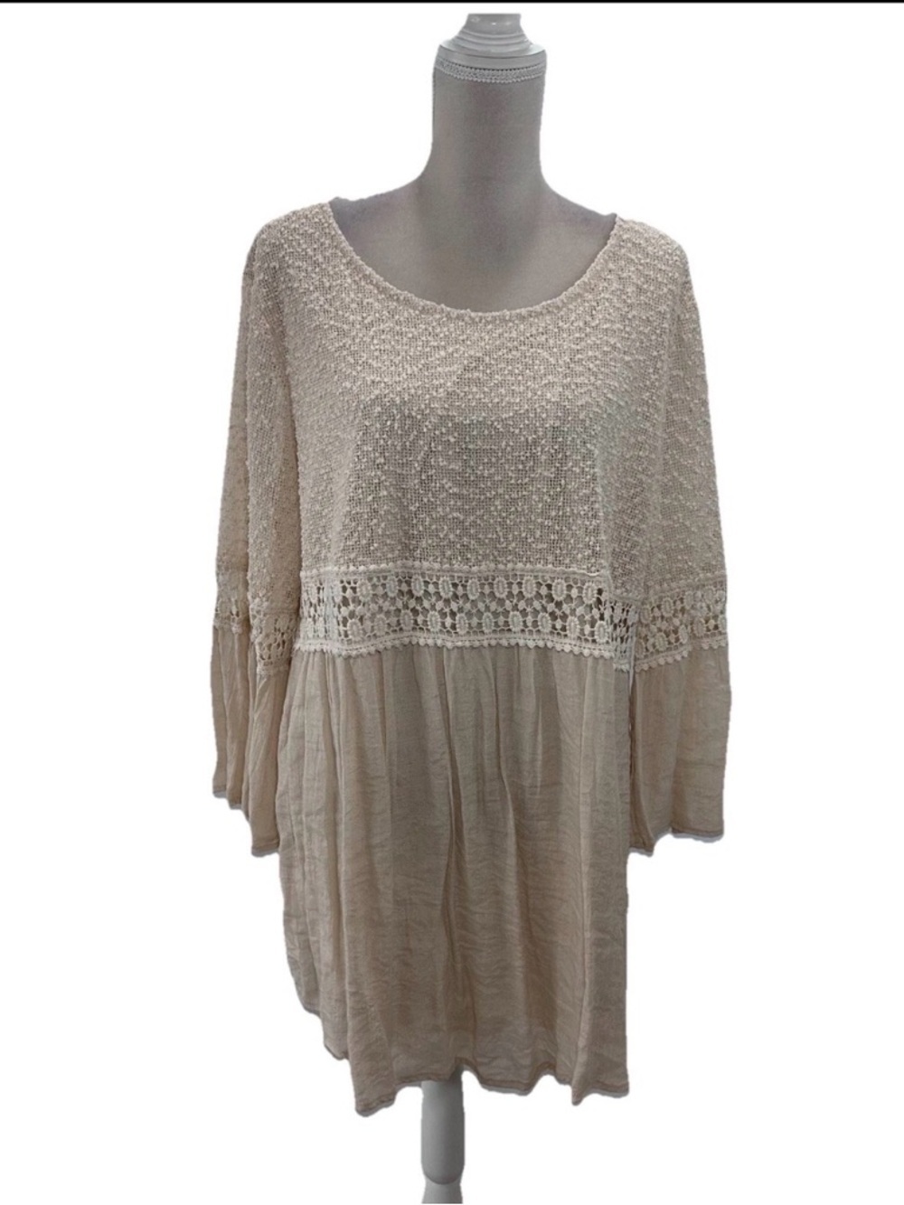 NWT CalStyle Gauze Tunic Top Womens 2XL Lace Accents Flare Sleeves Beige